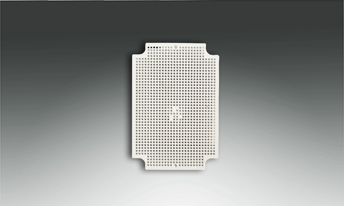 Plastic mounting plate